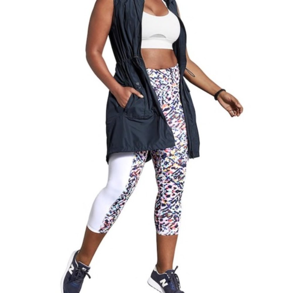 Athleta High Rise Watercolor Chaturanga Capri Leggings Size XL - Picture 4 of 15